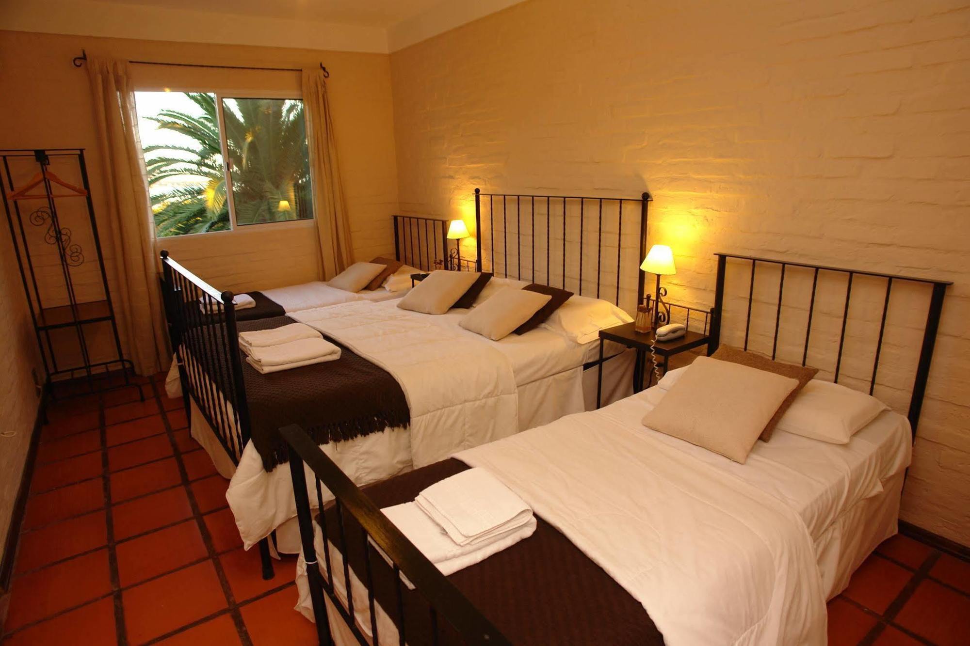 Posada Del Bosque โกโลเนีย เดล ซากราเมนโต ภายนอก รูปภาพ